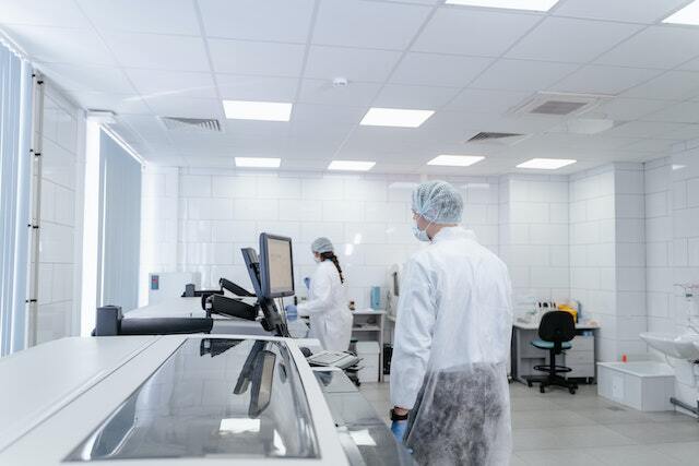 A pharmaceutical production plant preserving the highest standards of hygiene after incorporating sanitary static mixers in its CIP process. 